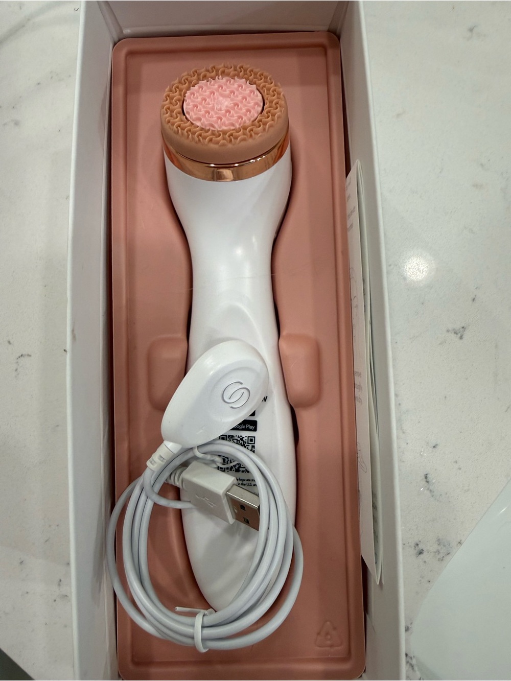 NuSkin LumiSpa Facial Cleansing system White with Blush Pink & Rose Gold